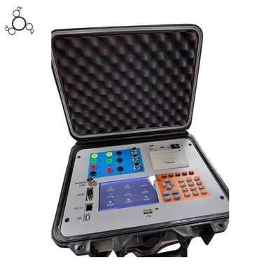 三相計器フィールド校正器